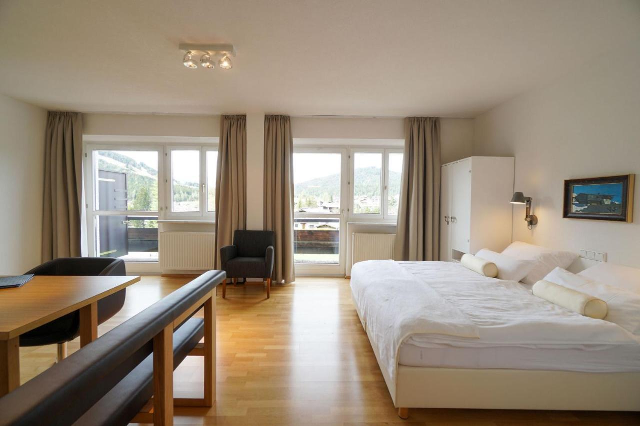 Hotel Berghof Seefeld in Tirol Bagian luar foto