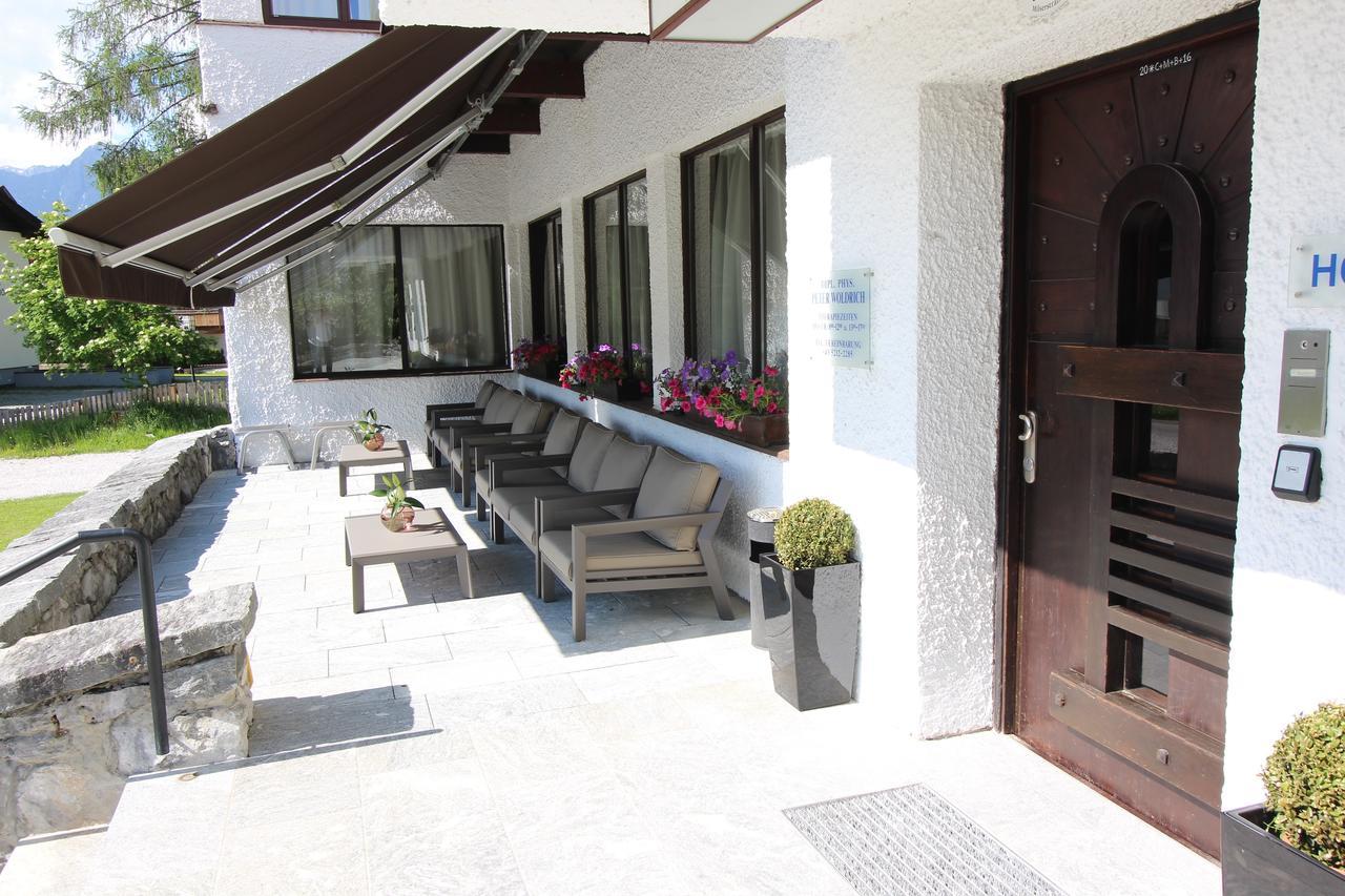 Hotel Berghof Seefeld in Tirol Bagian luar foto